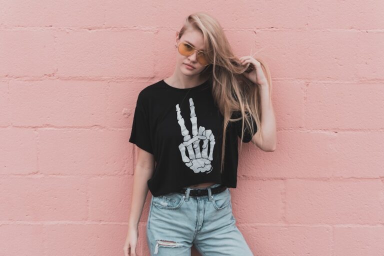 Why Urban Threads is Your Go-To Destination for Trendy Clothes